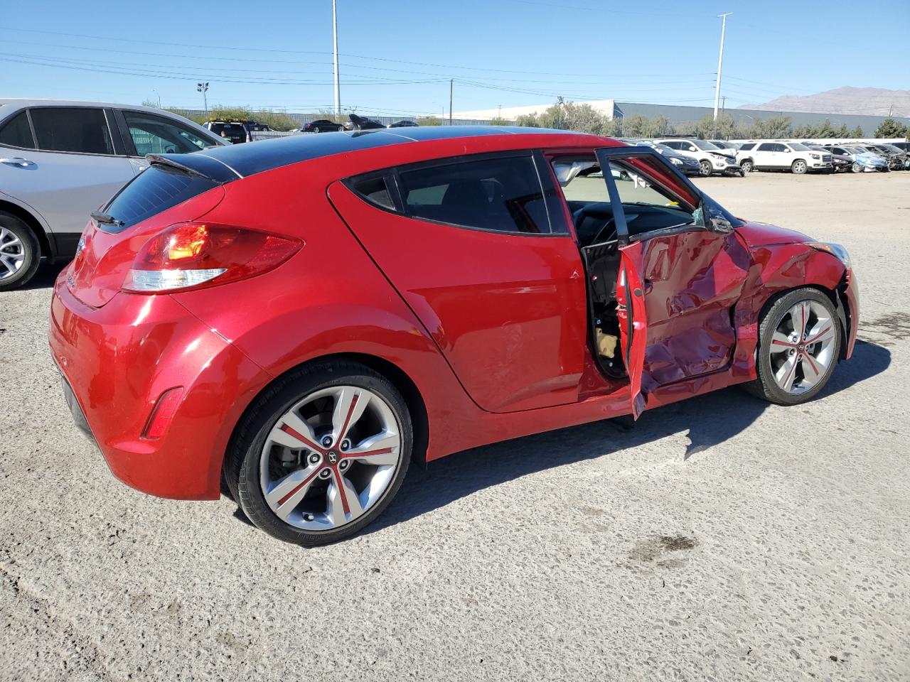 2017 Hyundai Veloster VIN KMHTC6AD6HU315510 Copart auction photo, side / front end damage thumbnail 3
