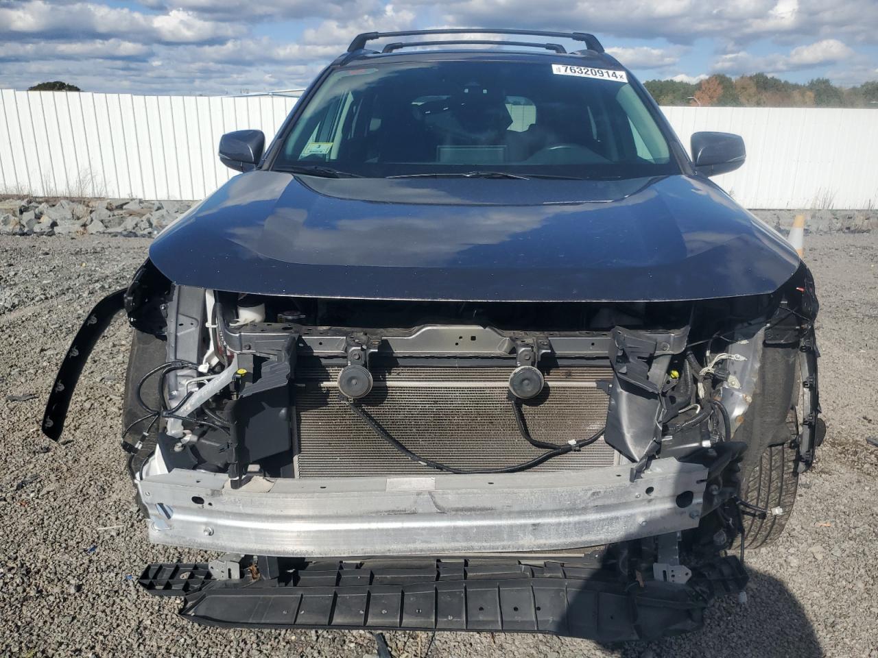 2022 Toyota RAV 4 VIN 2T3P1RFV5NC270266 Copart auction photo, front end / mechanical damage thumbnail 5