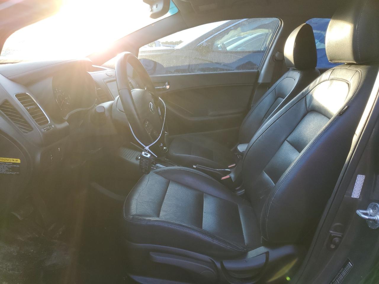 2017 KIA Forte VIN KNAFX5A87H5701511 Copart auction photo, front end / minor dent/scratches damage thumbnail 7