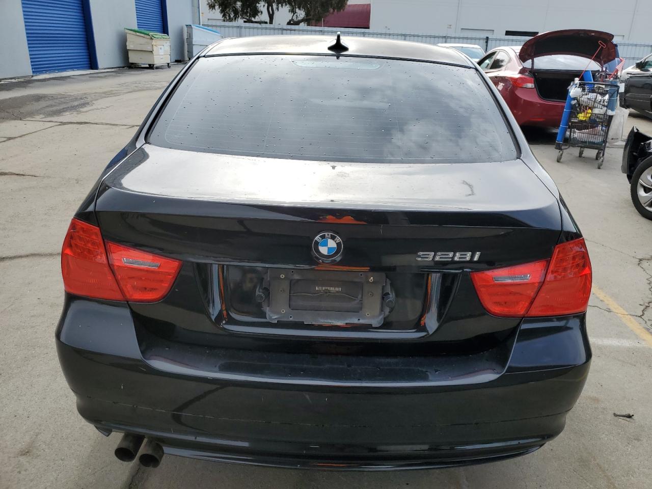 2011 BMW 3er VIN WBAPH5C53BA446925 Copart auction photo, minor dent/scratches damage thumbnail 6