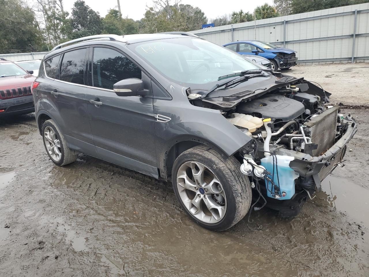2016 Ford Escape VIN 1FMCU0J98GUC85799 Copart auction photo, front end damage thumbnail 4