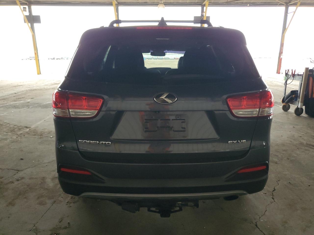 2016 KIA Sorento VIN 5XYPHDA53GG077667 Copart auction photo, undercarriage / front end damage thumbnail 6