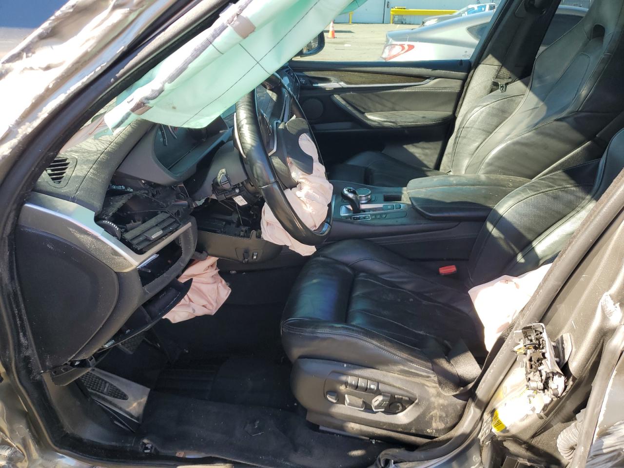 2017 BMW X5 VIN 5YMKT6C30H0U39470 Copart auction photo, side damage thumbnail 7