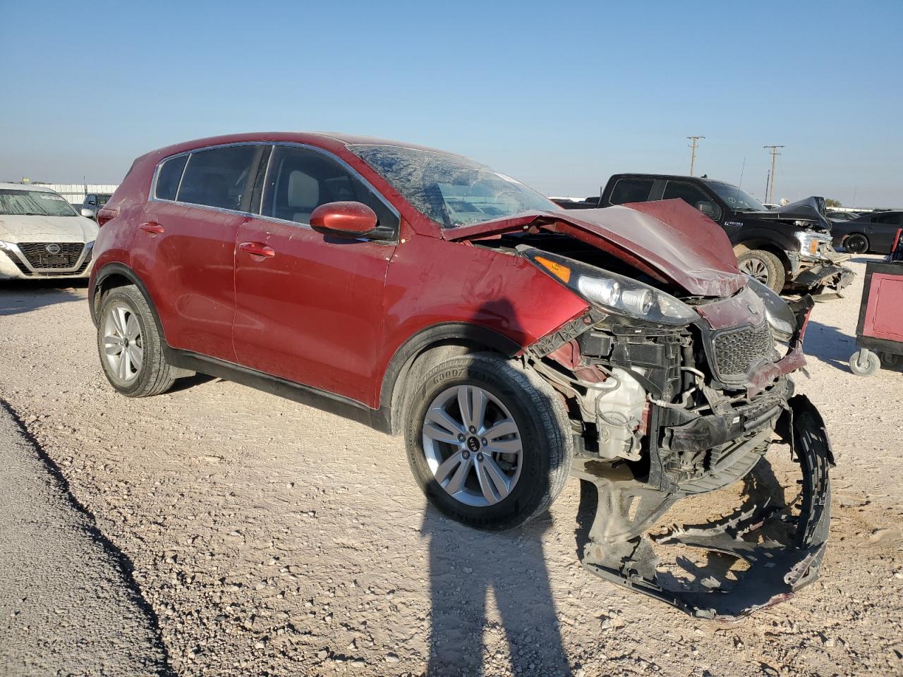 2019 KIA Sportage VIN KNDPM3AC9K7615136 Copart auction photo, front end damage thumbnail 4