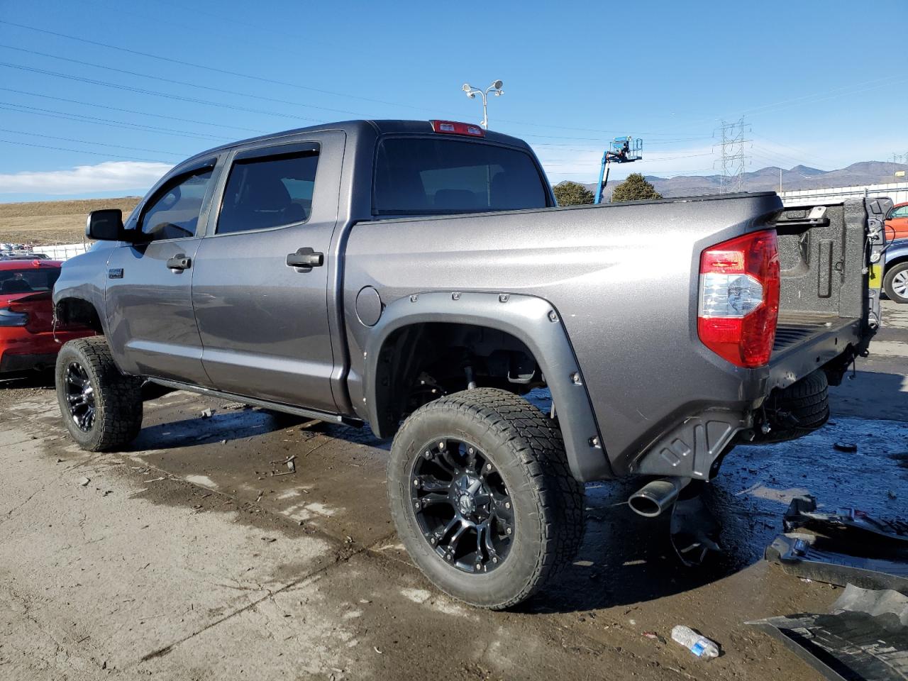 2017 Toyota Tundra VIN 5TFAW5F16HX614411 Copart auction photo, front end / rear end damage thumbnail 2
