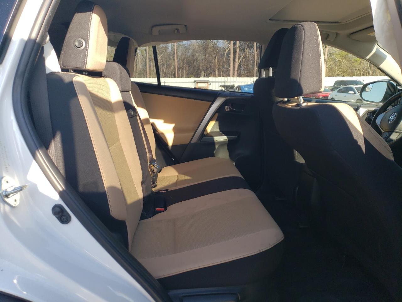 2018 Toyota RAV 4 VIN JTMRJREV3JD217601 Copart auction photo, minor dent/scratches damage thumbnail 11