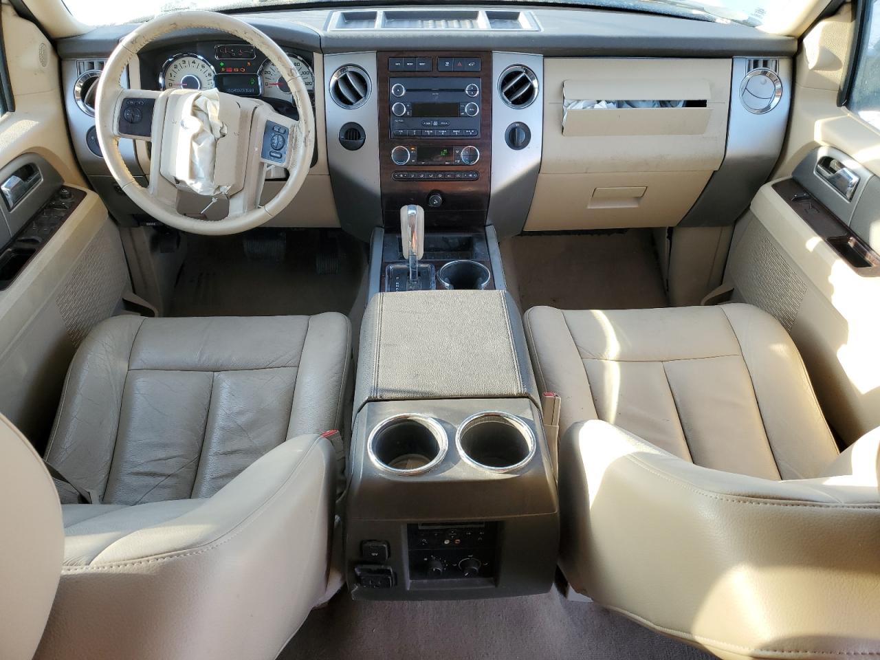 2012 Ford Expedition VIN 1FMJU1H5XCEF53367 Copart auction photo, front end / minor dent/scratches damage thumbnail 8