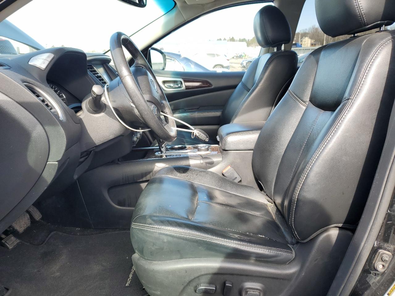 2016 Nissan Pathfinder VIN 5N1AR2MM2GC643618 Copart auction photo, front end damage thumbnail 7