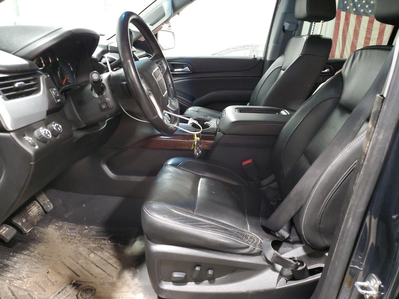 2019 GMC Yukon VIN 1GKS2BKC6KR387954 Copart auction photo, minor dent/scratches damage thumbnail 7
