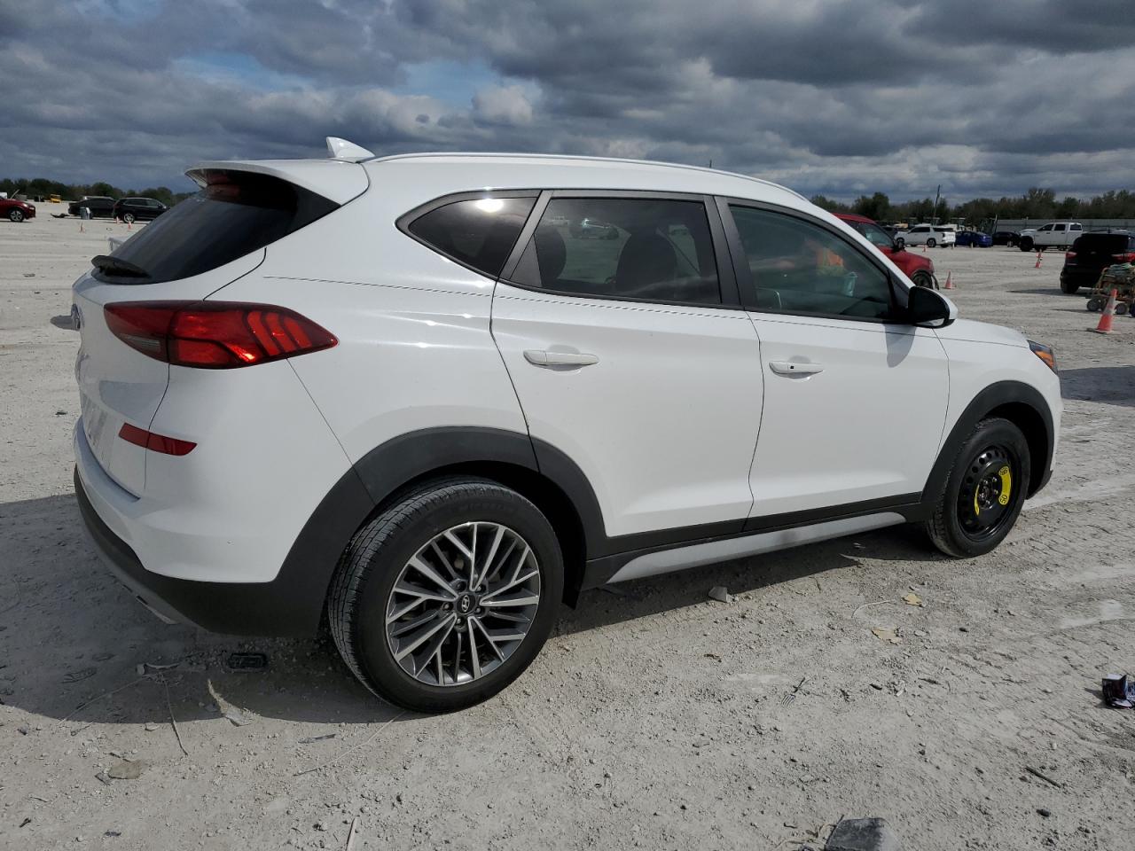 2019 Hyundai Tucson VIN KM8J33AL9KU055317 Copart auction photo, minor dent/scratches damage thumbnail 3