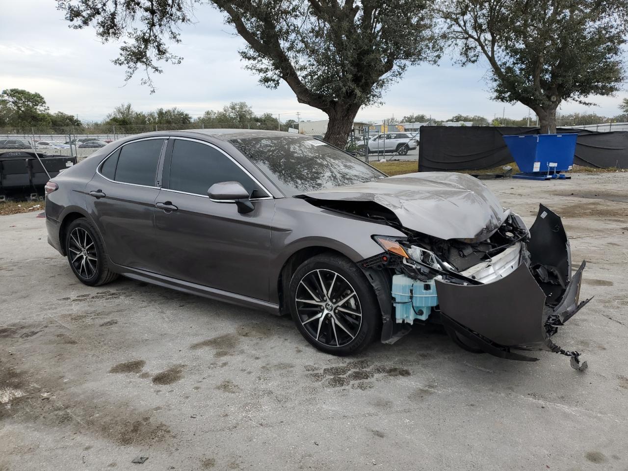 2022 Toyota Camry VIN 4T1T11AK4NU036432 Copart auction photo, front end damage thumbnail 4