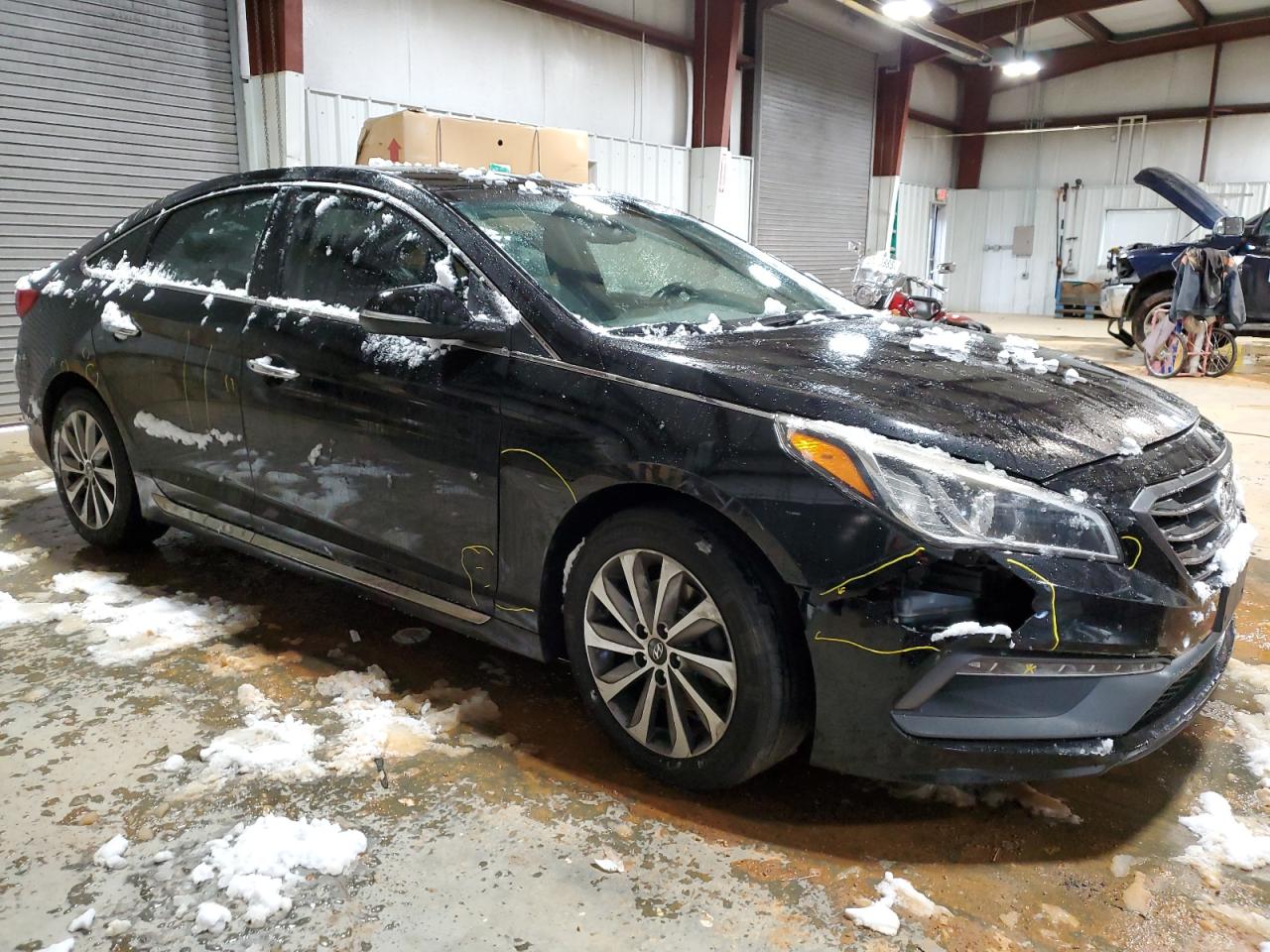 2015 Hyundai Sonata VIN 5NPE34AF2FH056556 Copart auction photo, side / front end damage thumbnail 4