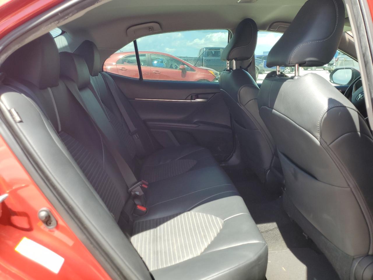 2019 Toyota Camry VIN 4T1B11HK7KU228618 Copart auction photo, front end / minor dent/scratches damage thumbnail 10