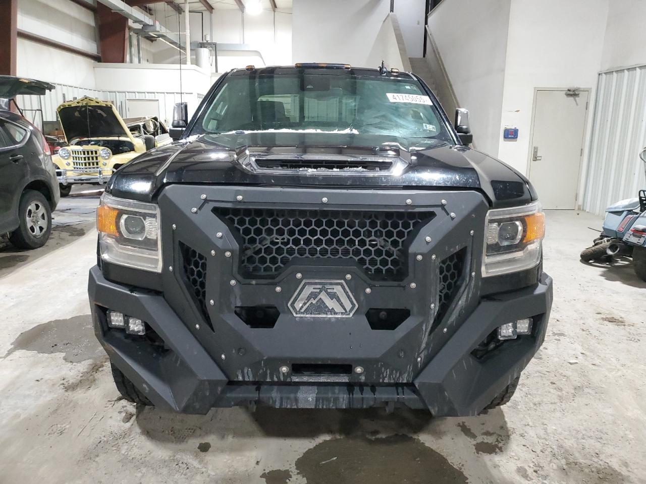 2017 GMC Sierra VIN 1GT12UEY4HF212364 Copart auction photo, rear end damage thumbnail 5