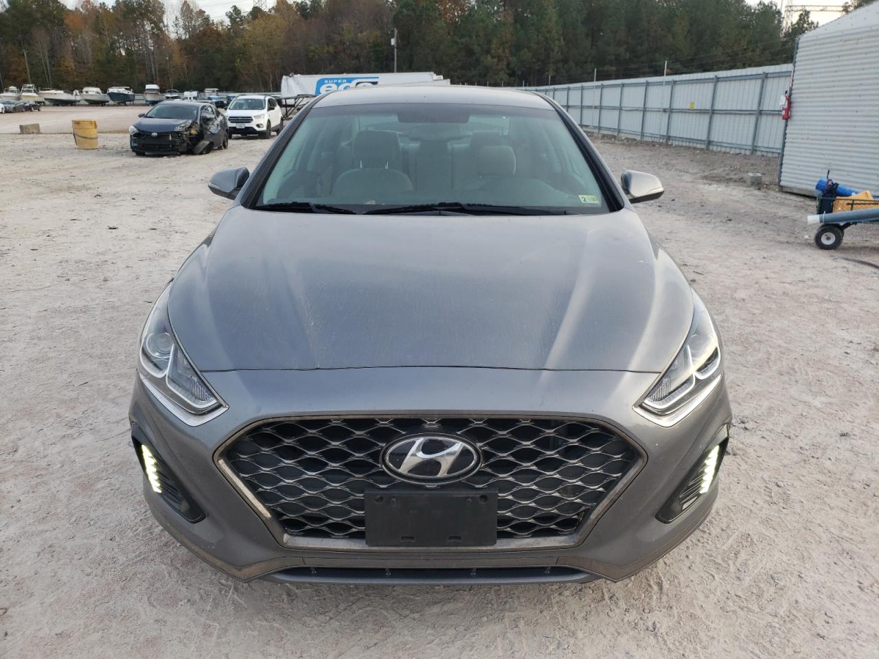 2019 Hyundai Sonata VIN 5NPE34AF6KH795567 Copart auction photo, rear end damage thumbnail 5
