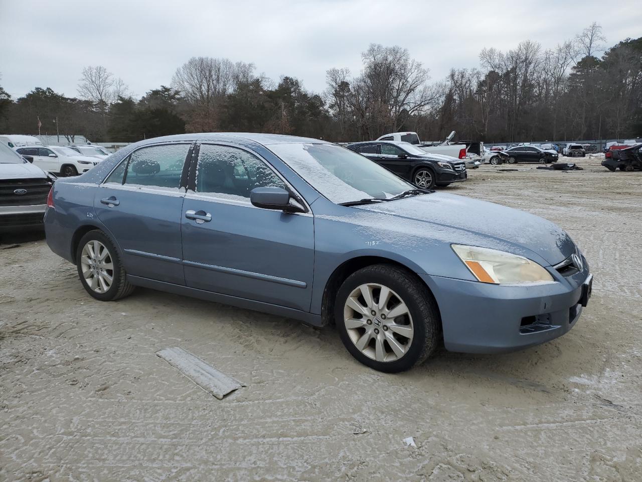 2007 Honda Accord VIN 1HGCM66577A093225 Copart auction photo, rear end / minor dent/scratches damage thumbnail 4