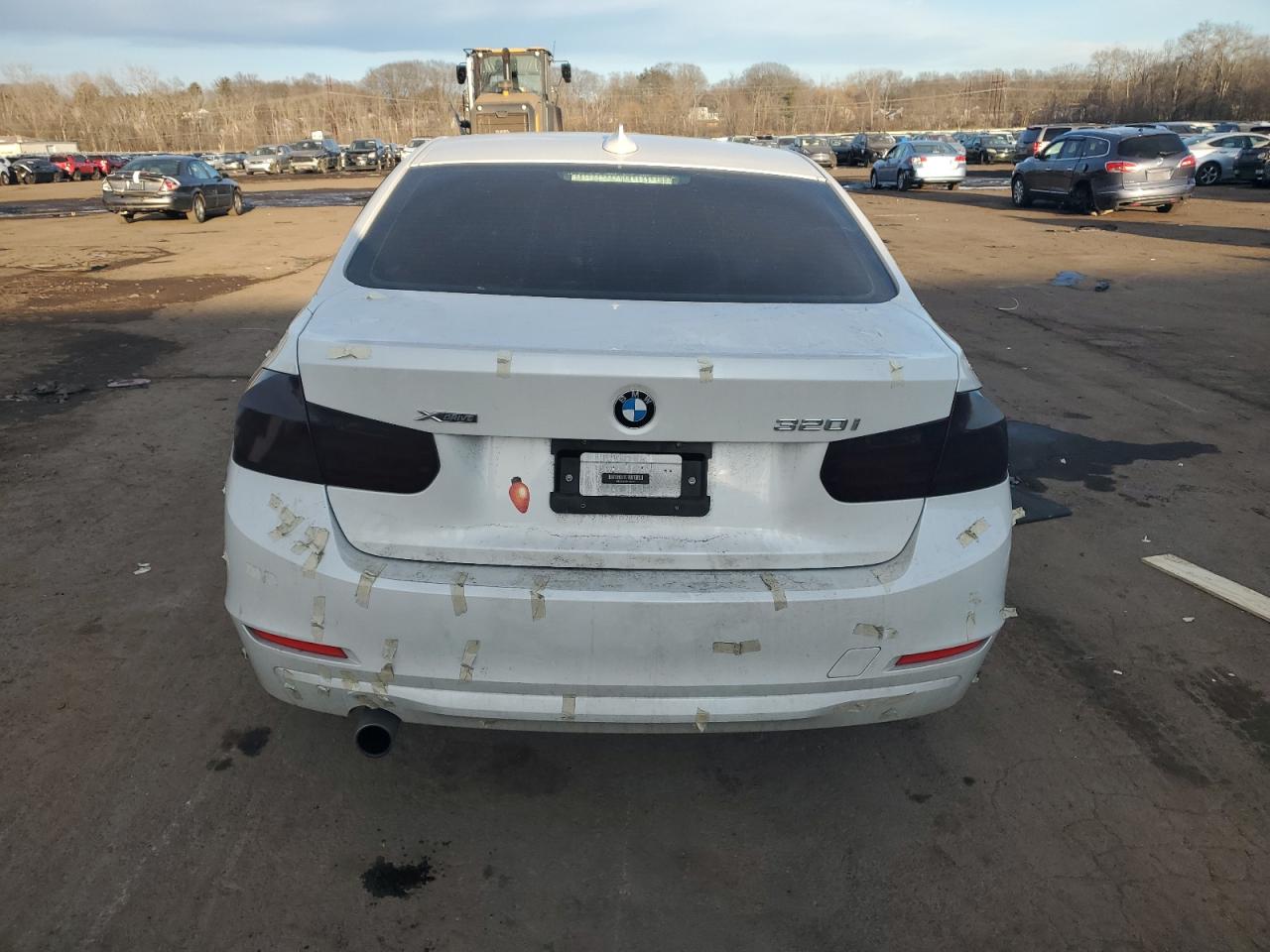 2015 BMW 3er VIN WBA3C3C5XFK202397 Copart auction photo, undercarriage damage thumbnail 6
