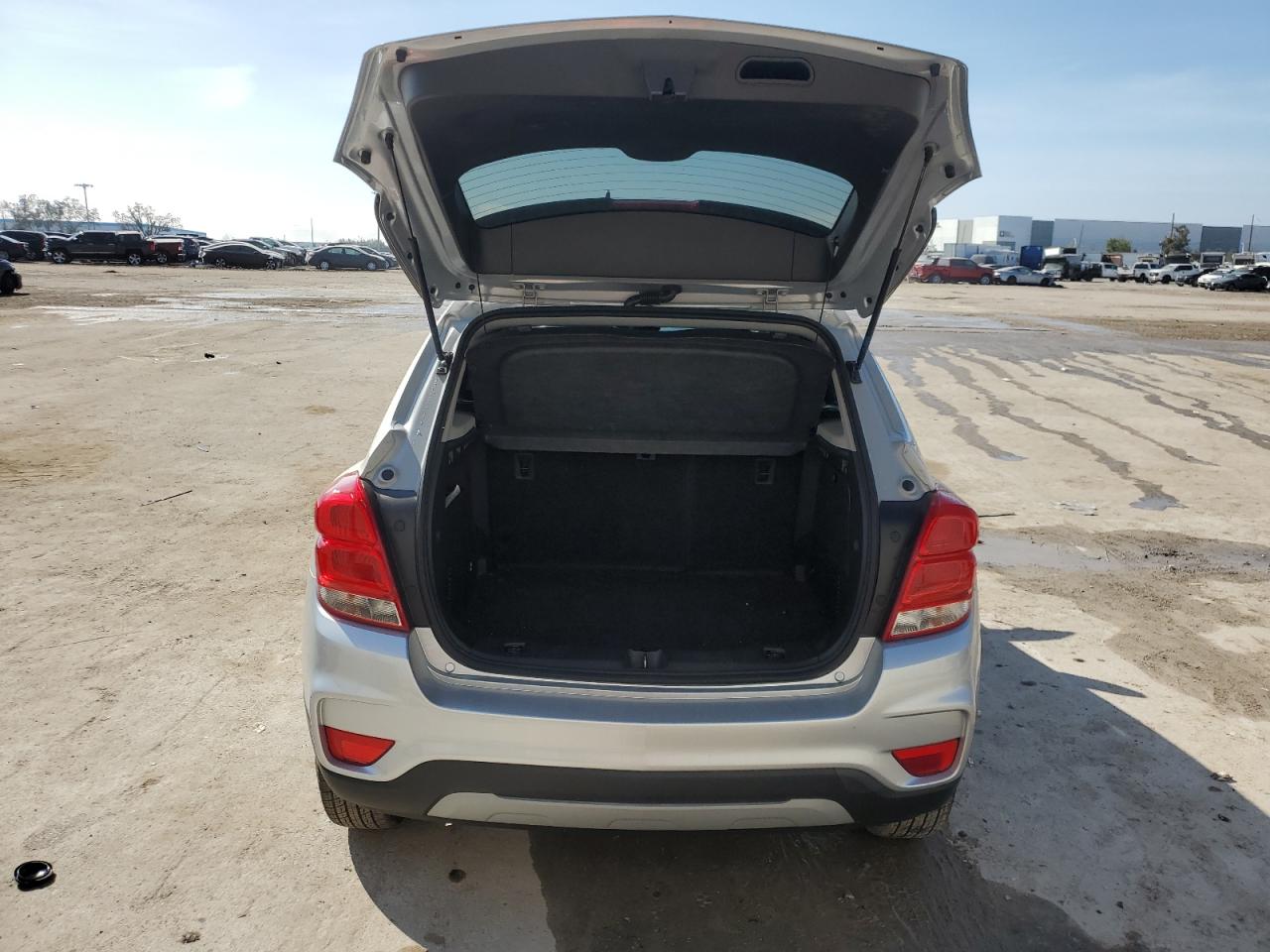 2019 Chevrolet Trax VIN KL7CJLSBXKB785996 Copart auction photo, front end damage thumbnail 6