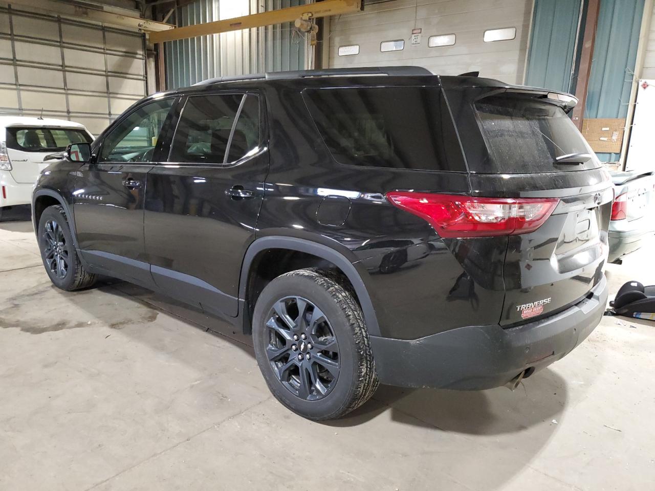 2020 Chevrolet Traverse VIN 1GNERJKW3LJ125843 Copart auction photo, front end / minor dent/scratches damage thumbnail 2