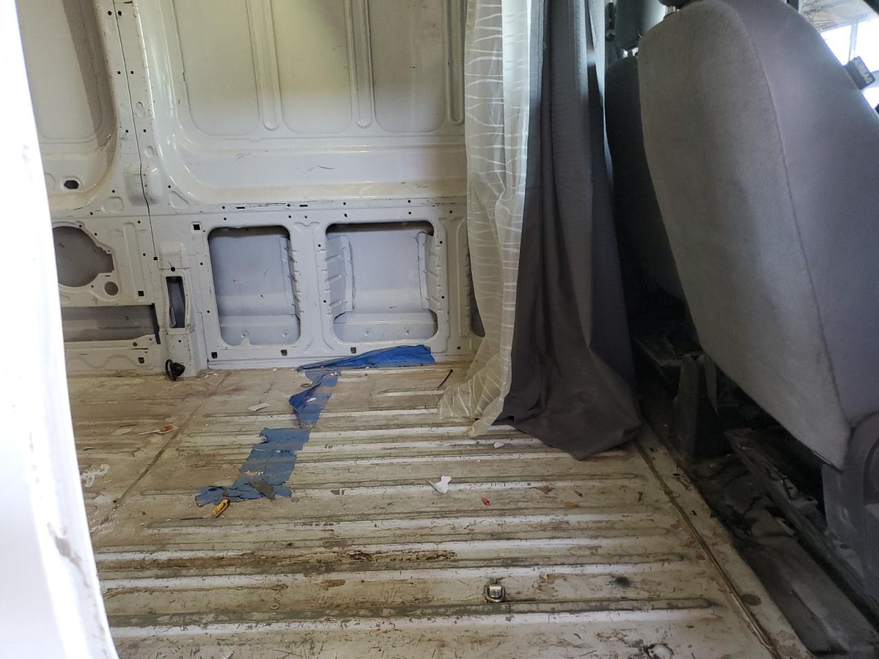 2018 Ford Transit VIN 1FTYE2CM6JKA02422 Copart auction photo, rear end damage thumbnail 11
