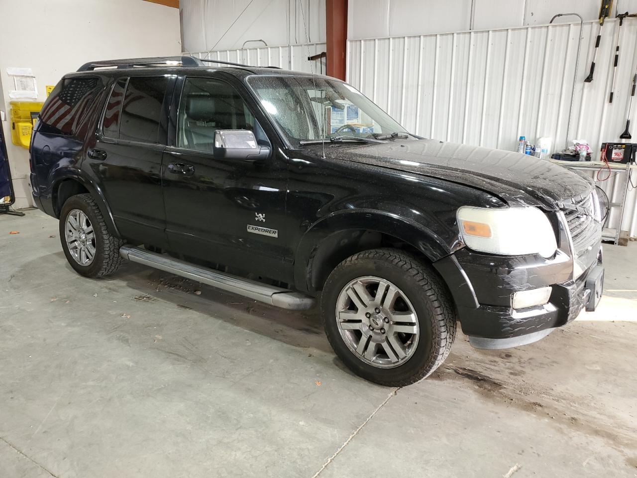 2006 Ford Explorer VIN 1FMEU75E66UB62607 Copart auction photo, front end / side damage thumbnail 4