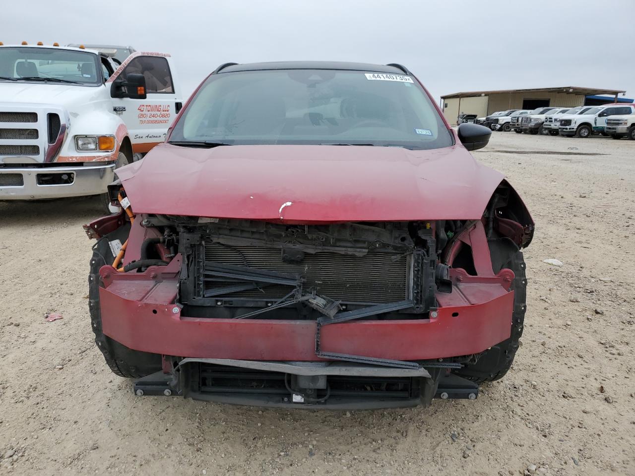 2020 Ford Escape VIN 1FMCU9BZ8LUC28886 Copart auction photo, front end / side damage thumbnail 5