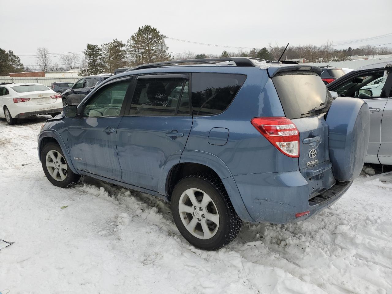 2012 Toyota RAV 4 VIN 2T3DF4DV6CW246421 Copart auction photo, front end / undercarriage damage thumbnail 2
