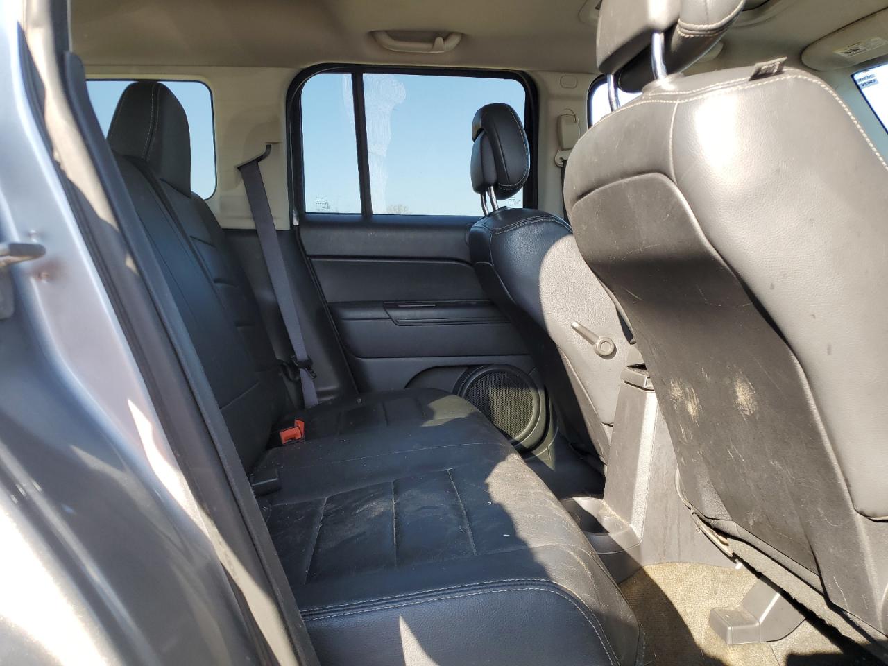 2016 Jeep Liberty (Patriot) VIN 1C4NJPFA6GD726265 Copart auction photo, front end damage thumbnail 11