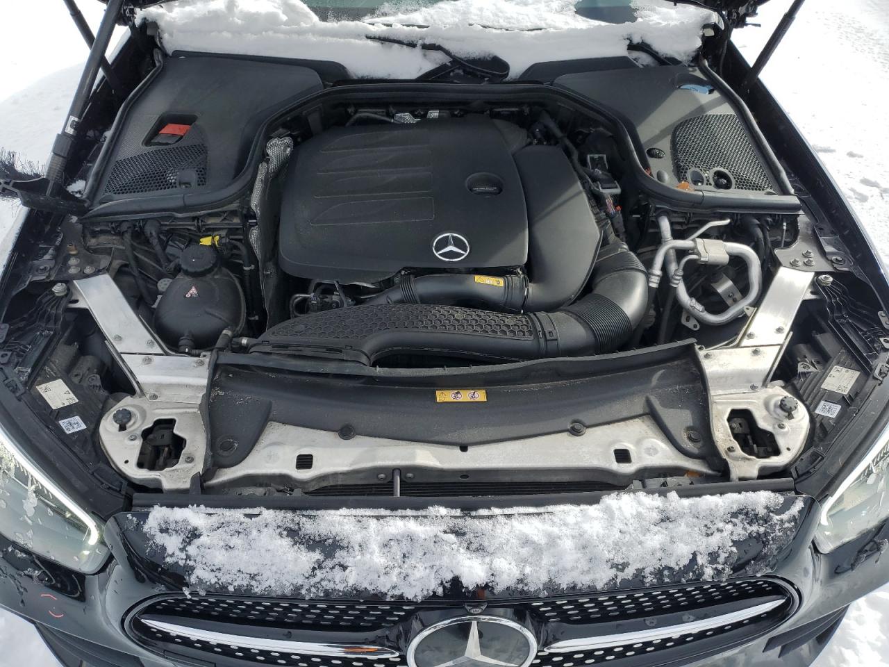 2021 Mercedes-Benz E-klasse VIN W1KZF8EBXMA947891 Copart auction photo, undercarriage / rear end damage thumbnail 11