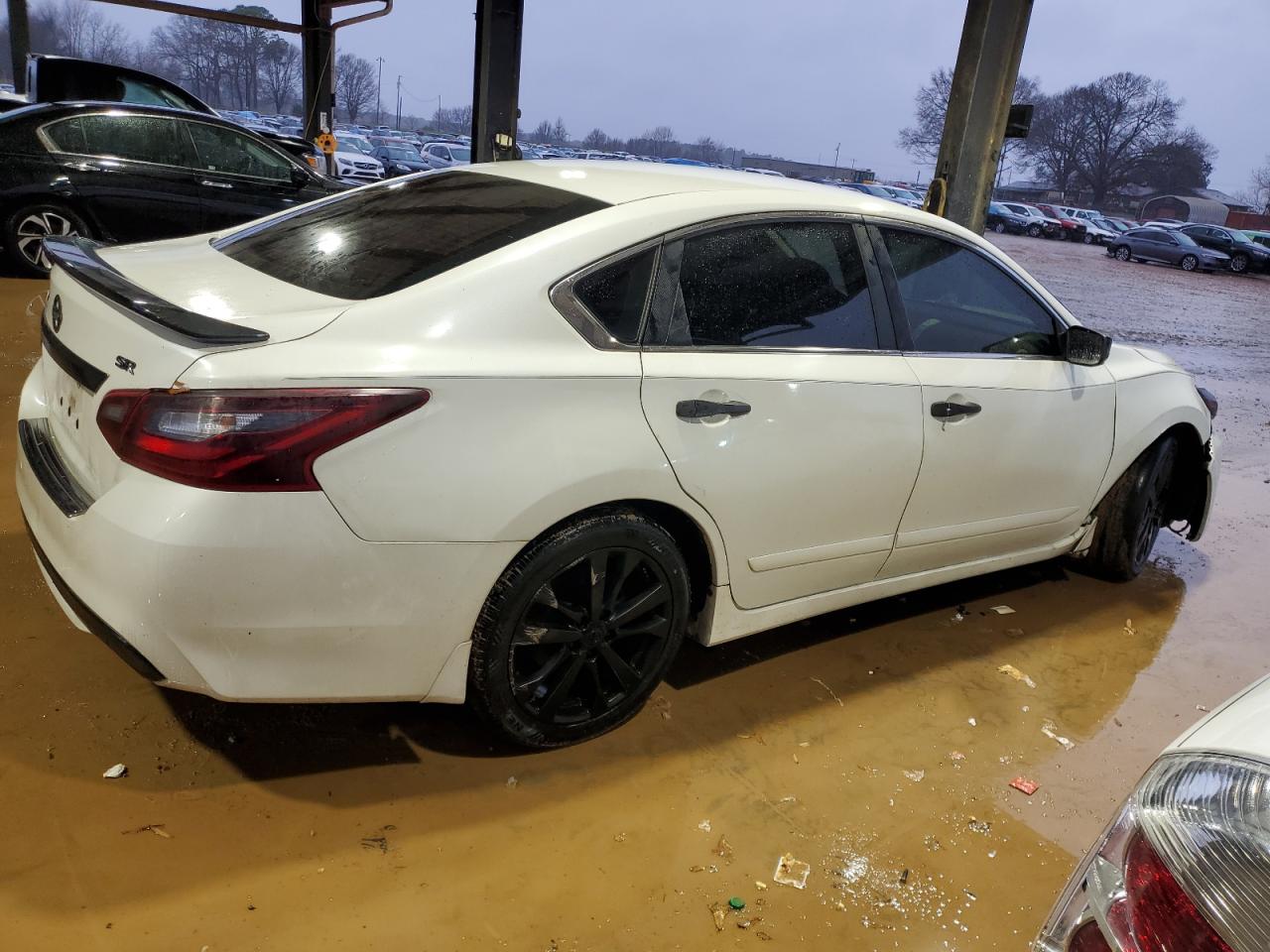 2017 Nissan Altima VIN 1N4AL3AP7HC237898 Copart auction photo, front end damage thumbnail 3