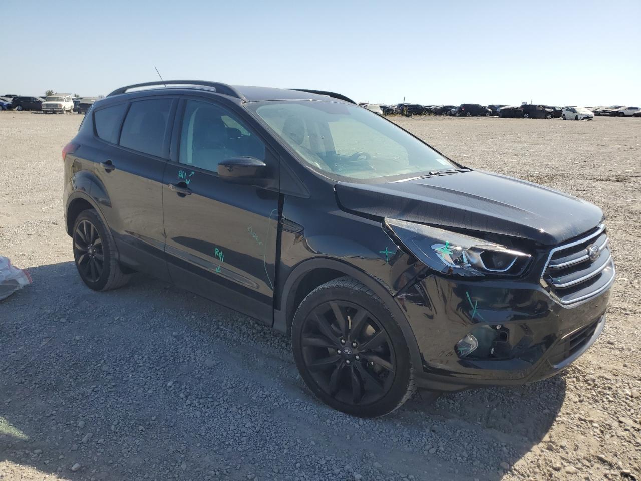 2019 Ford Escape VIN 1FMCU9GD3KUC06449 Copart auction photo, front end damage thumbnail 4
