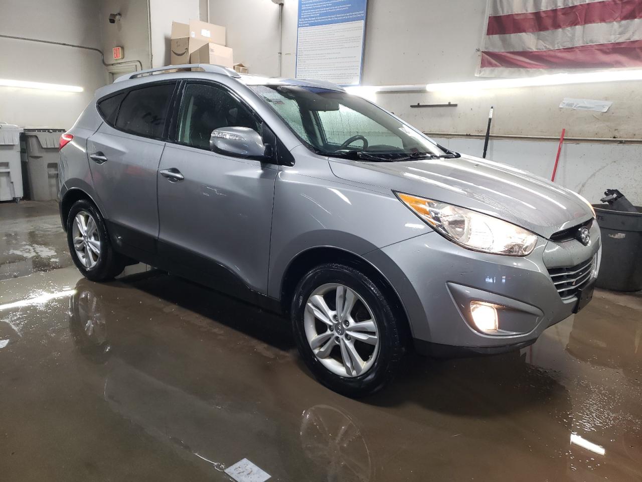 2013 Hyundai Tucson VIN KM8JU3AC9DU757640 Copart auction photo, rear end damage thumbnail 4