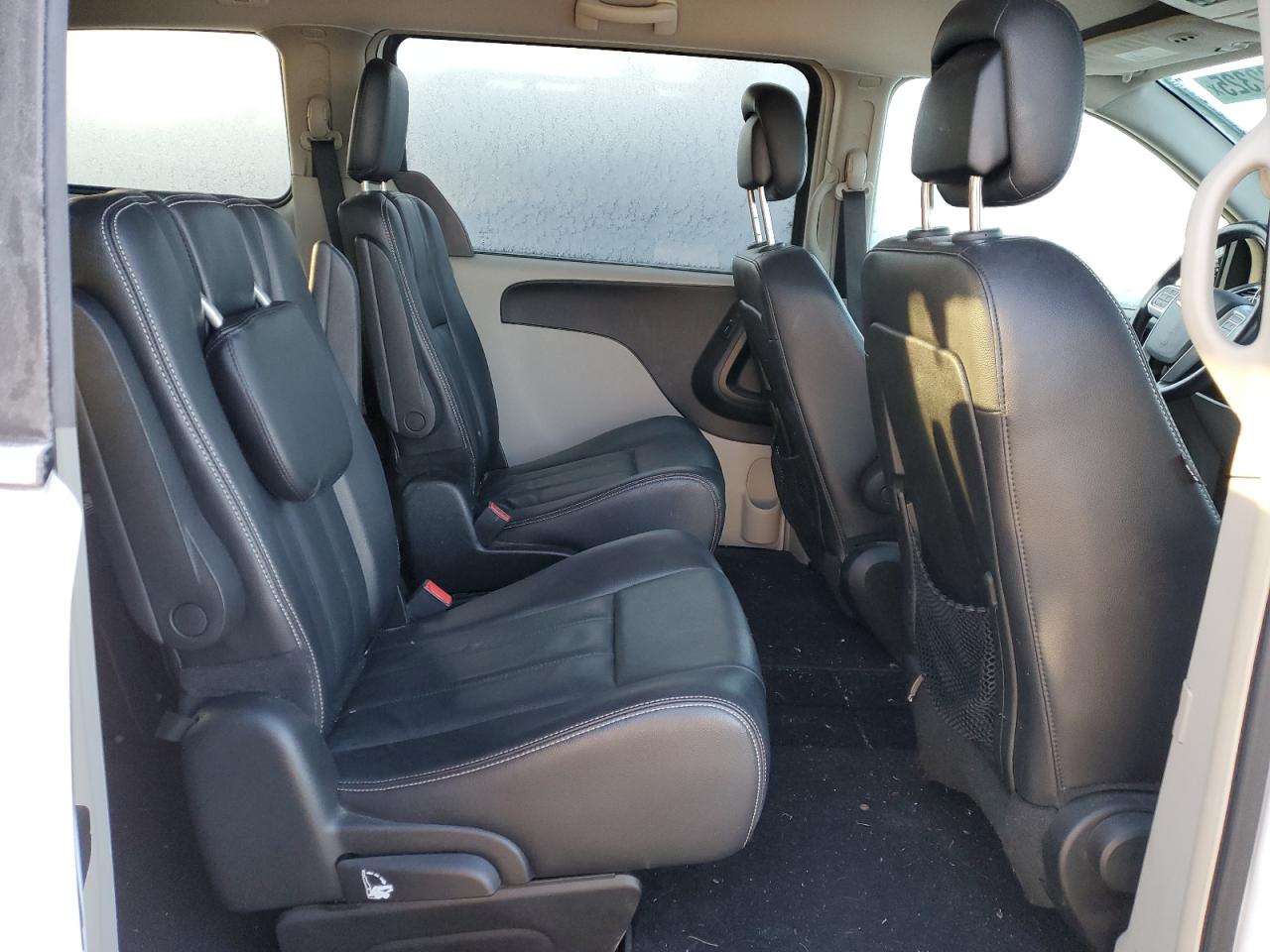 2014 Chrysler Town & Country VIN 2C4RC1BG8ER112279 Copart auction photo, front end damage thumbnail 11