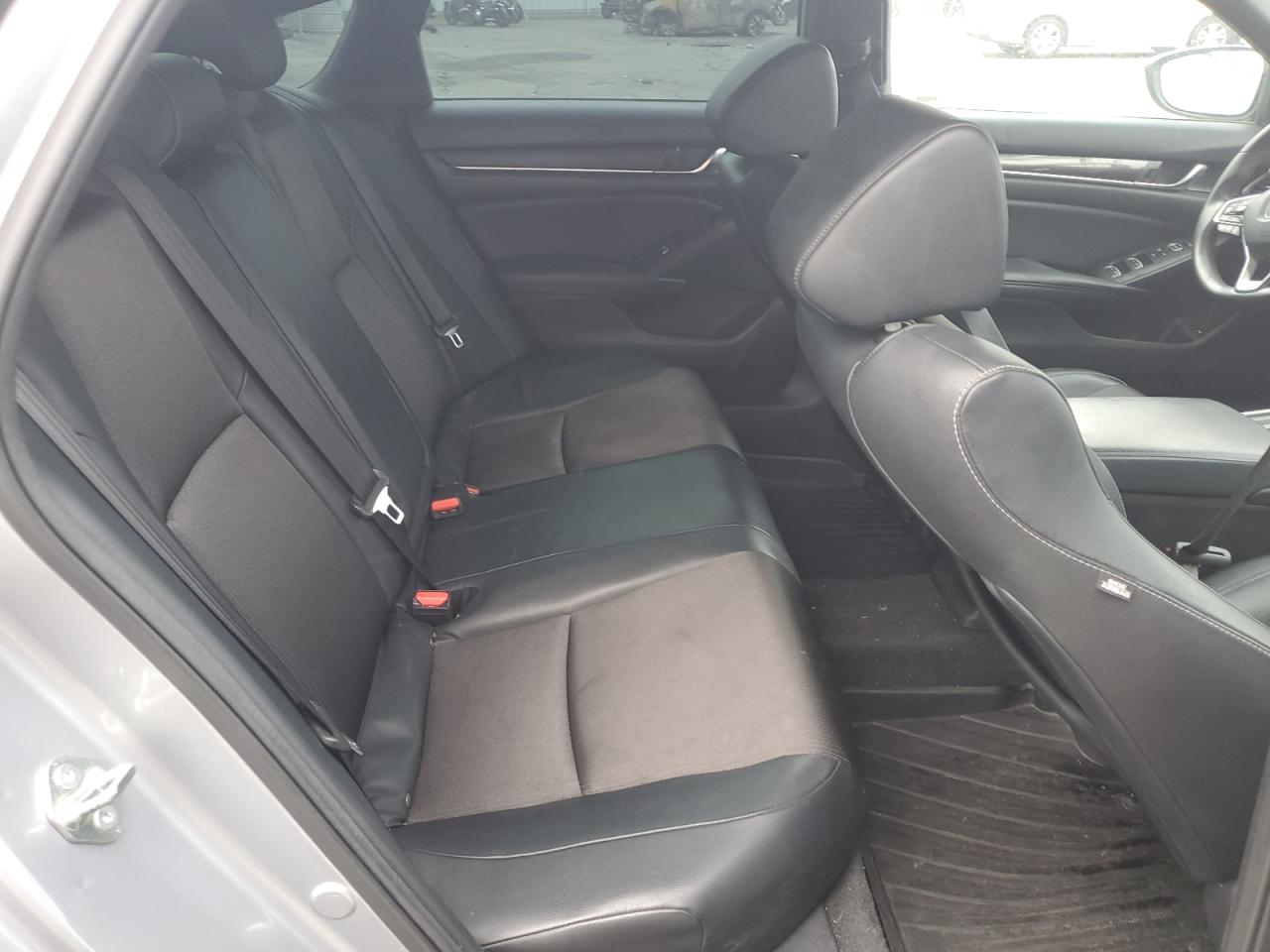 2018 Honda Accord VIN 1HGCV1F36JA210654 Copart auction photo, side / front end damage thumbnail 10