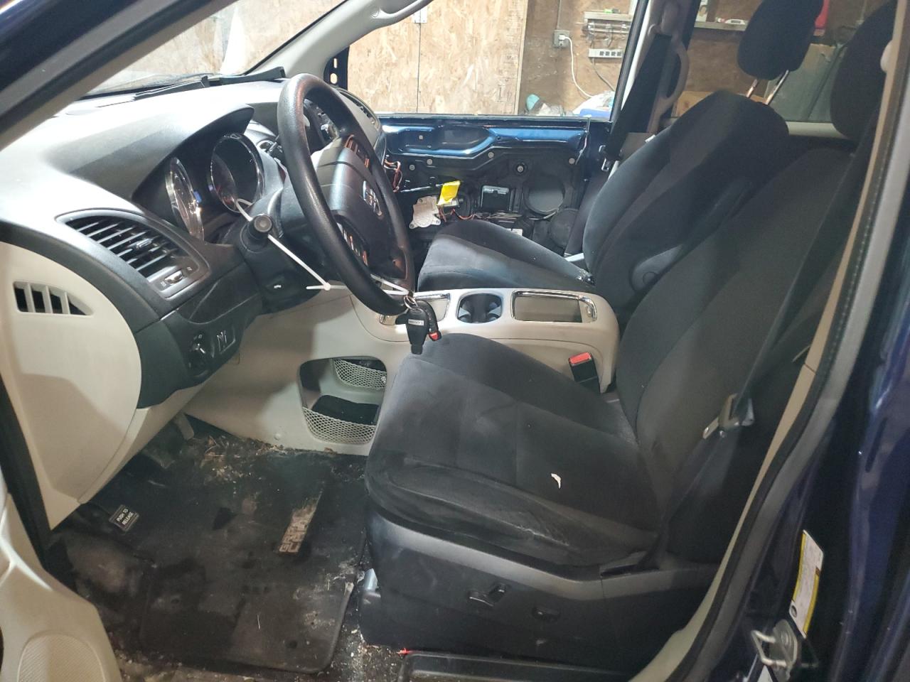 2014 Dodge Caravan VIN 2C4RDGCG1ER476901 Copart auction photo, all over damage thumbnail 7