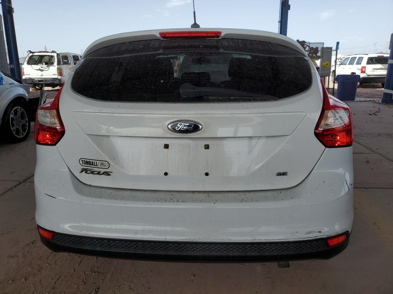 2012 Ford Focus VIN 1FAHP3K22CL312635 Copart auction photo, front end damage thumbnail 6