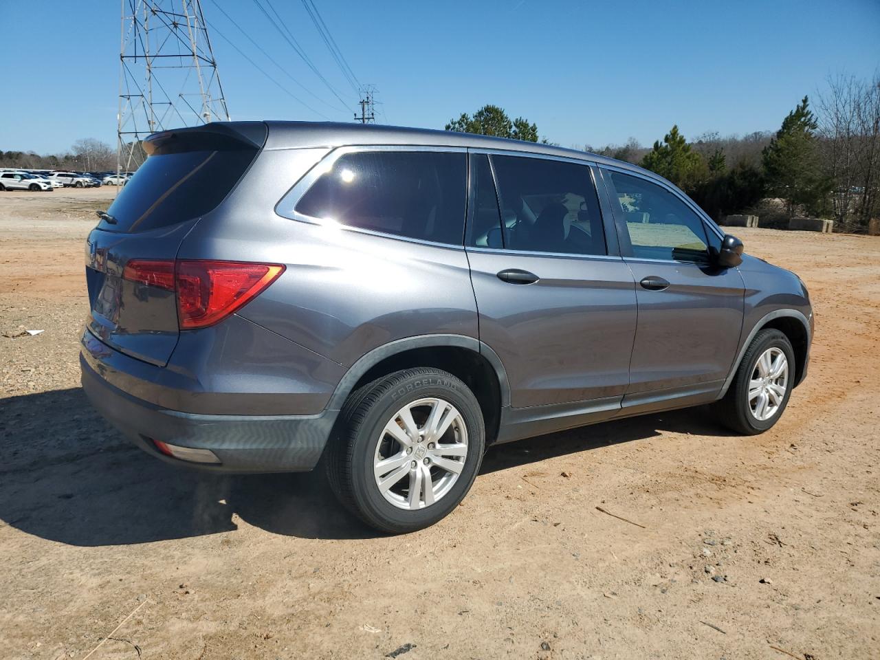 2018 Honda Pilot VIN 5FNYF5H17JB026495 Copart auction photo, side damage thumbnail 3