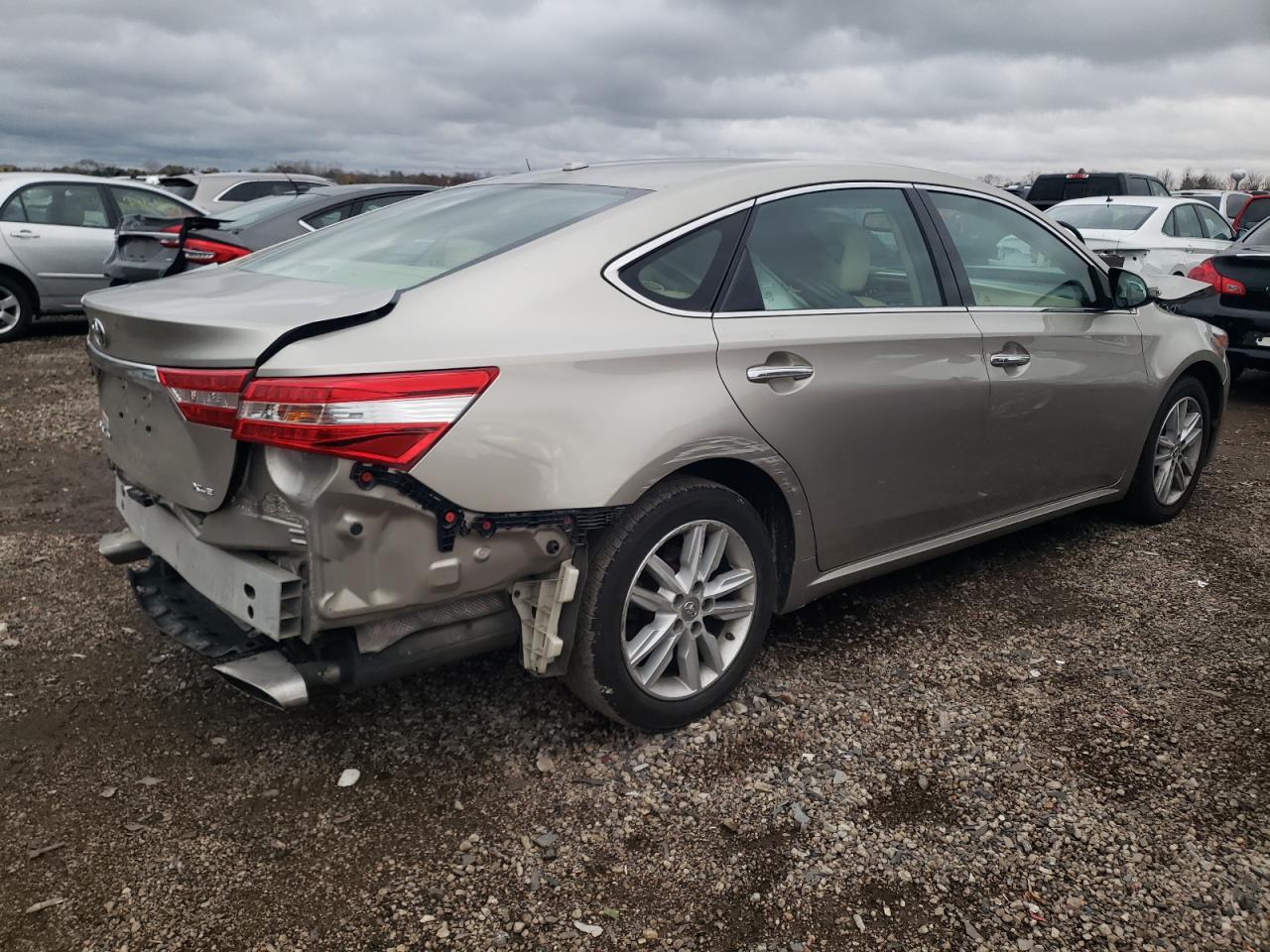 2015 Toyota Avalon VIN 4T1BK1EB8FU192784 Copart auction photo, front end / rear end damage thumbnail 3
