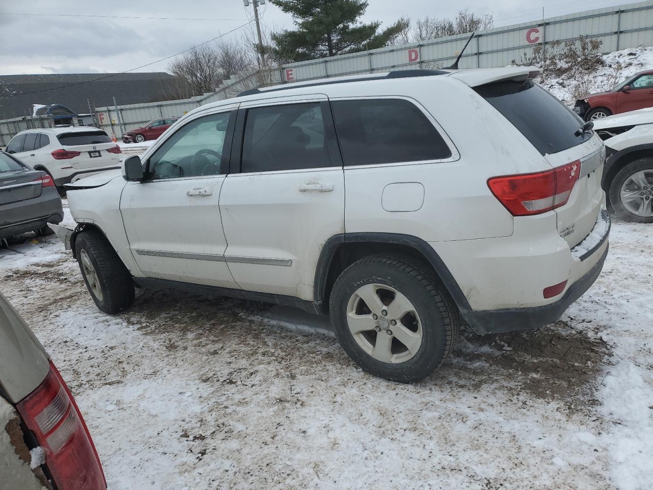 2013 Jeep Grand Cherokee VIN 1C4RJFAG3DC641926 Copart auction photo, front end damage thumbnail 2