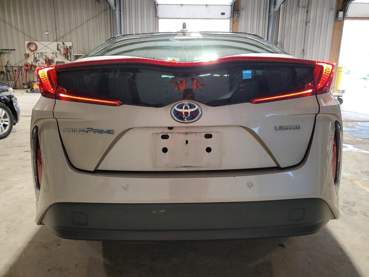 2021 Toyota Prius VIN JTDKAMFP6M3177884 Copart auction photo, all over damage thumbnail 6
