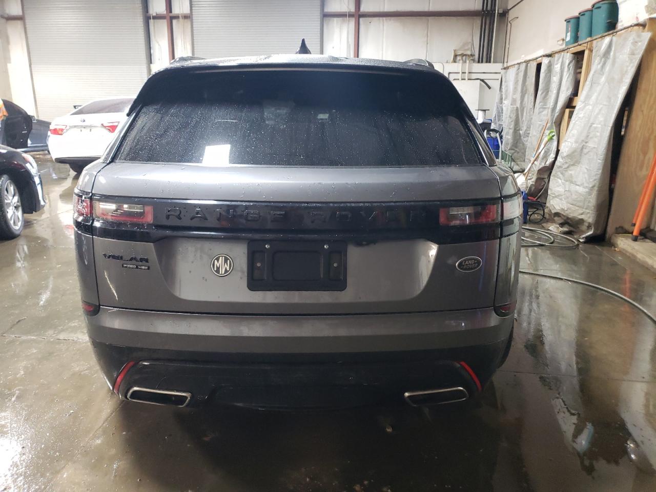 2018 Land Rover Range Rover VIN SALYM2RV6JA730596 Copart auction photo, front end damage thumbnail 6