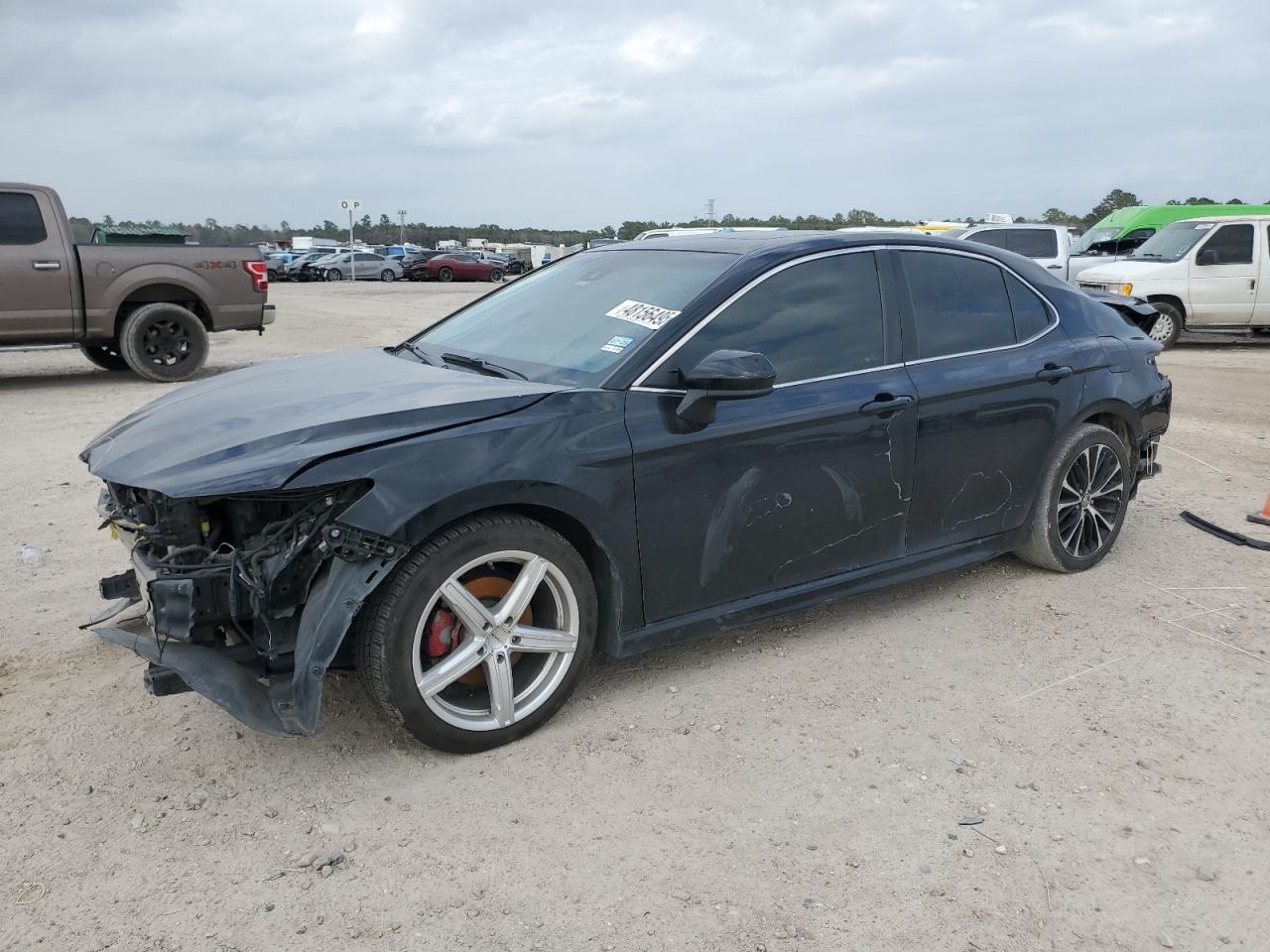 2018 Toyota Camry VIN 4T1B11HK5JU065580