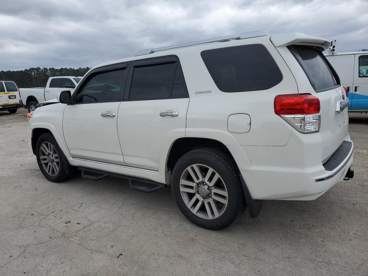 2012 Toyota 4Runner VIN JTEBU5JR1C5104507 Copart auction photo, front end damage thumbnail 2
