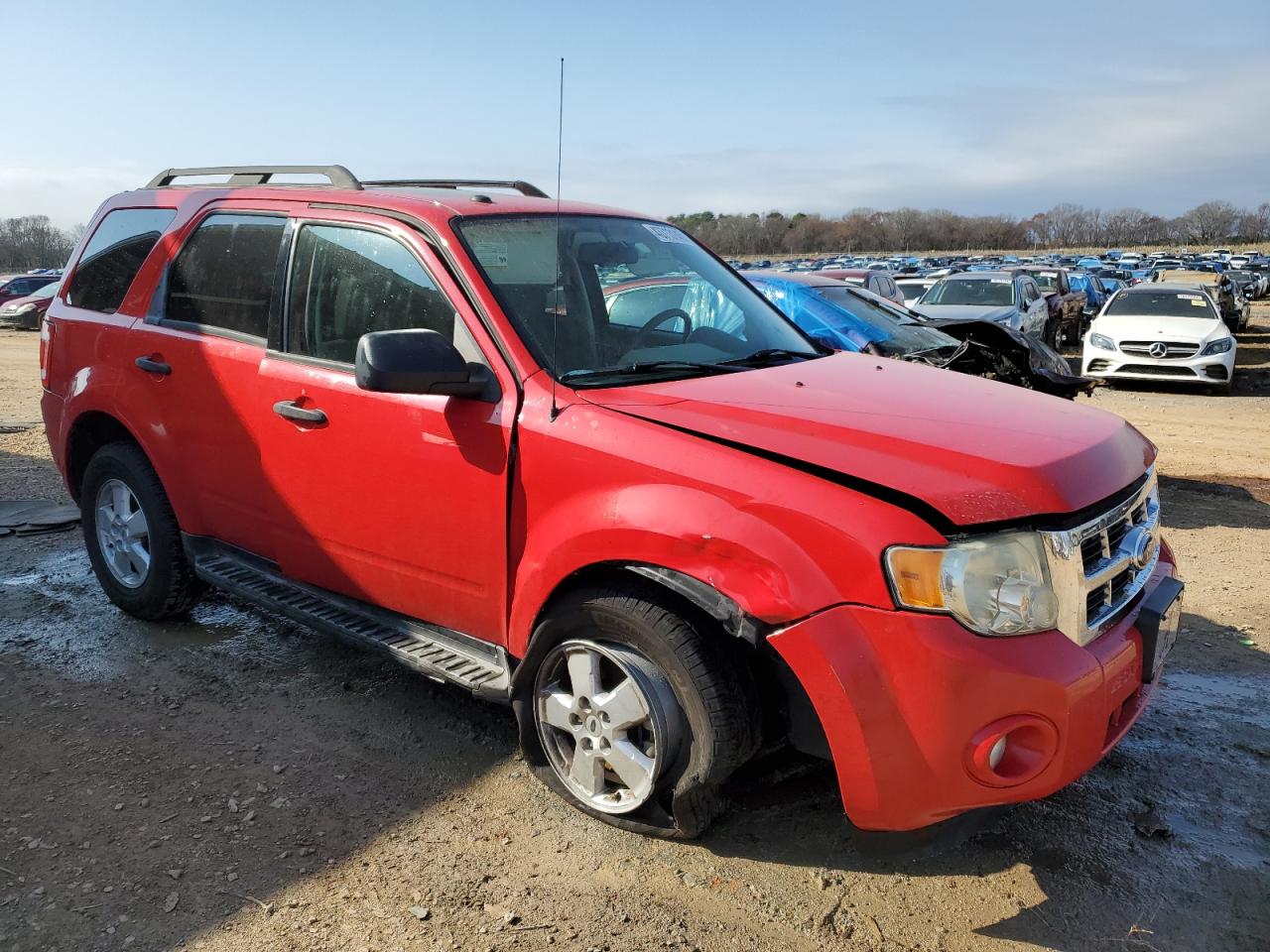 2009 Ford Escape VIN 1FMCU03789KA88335 Copart auction photo, front end damage thumbnail 4