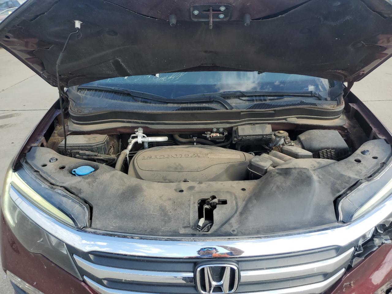 2018 Honda Pilot VIN 5FNYF6H32JB056348 Copart auction photo, front end / hail damage thumbnail 13