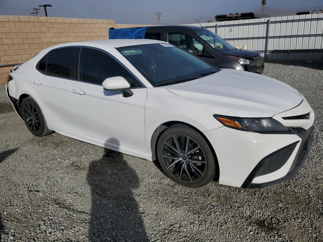 2021 Toyota Camry VIN 4T1G11AK1MU535754 Copart auction photo, rear end / front end damage thumbnail 4