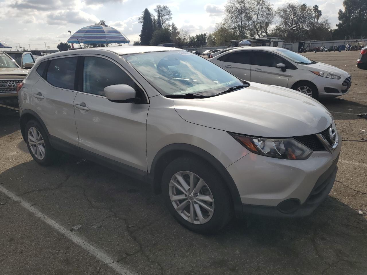 2017 Nissan Rogue VIN JN1BJ1CP1HW034769 Copart auction photo, rear end damage thumbnail 4