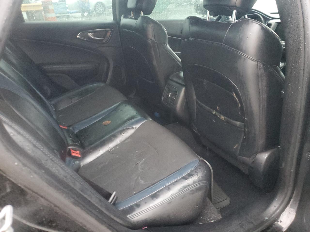 2015 Chrysler 200 VIN 1C3CCCBG6FN516721 Copart auction photo, front end / side damage thumbnail 11
