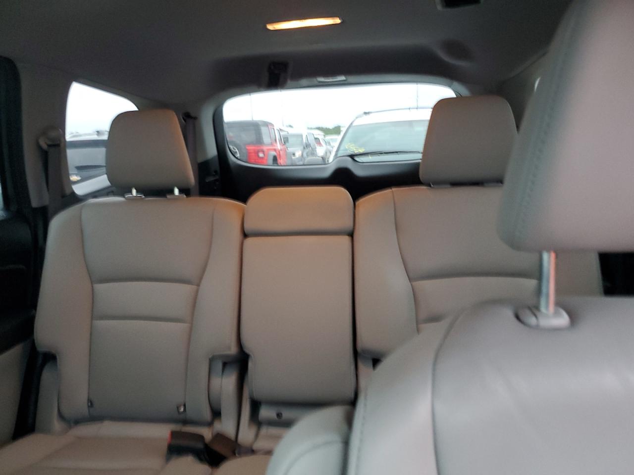 2022 Honda Pilot VIN 5FNYF6H96NB007857 Copart auction photo, water/flood damage thumbnail 10