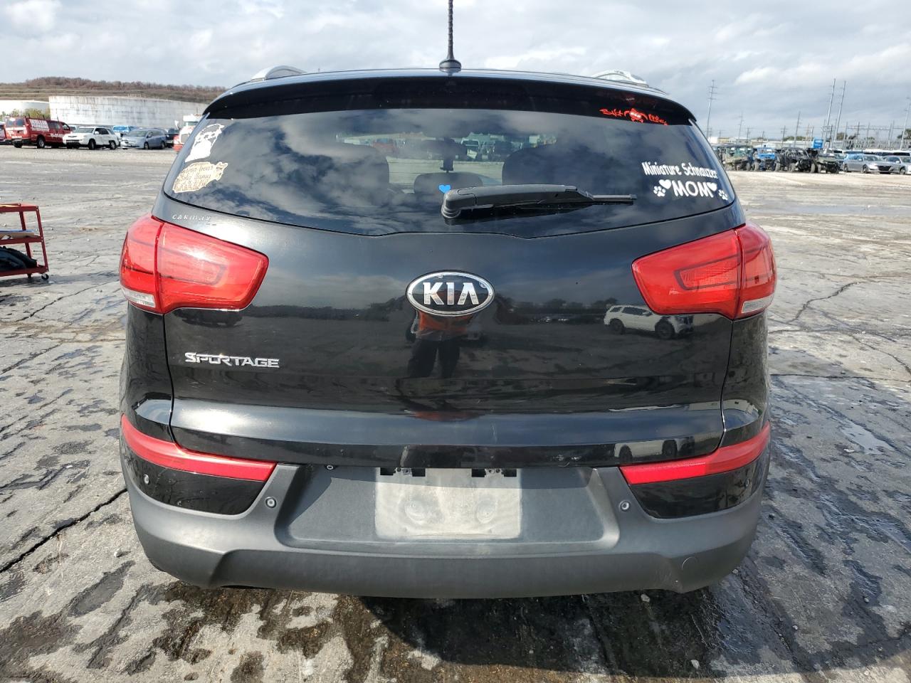 2016 KIA Sportage VIN KNDPB3AC4G7811448 Copart auction photo, front end / minor dent/scratches damage thumbnail 6